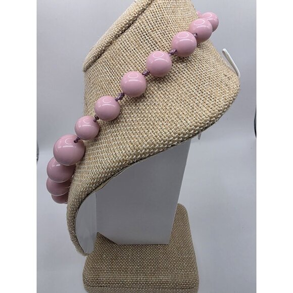 Vtg Les Bernard Inc Necklace Lt Pink‎ Graduated Lucite Beads knotted 18 Inches - Picture 4 of 9